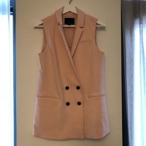 Banana Republic Jackets & Coats - Banana Republic Sleeveless Jacket Banana Republic Jackets & Coats - Banana Republic Sleeveless Jacket